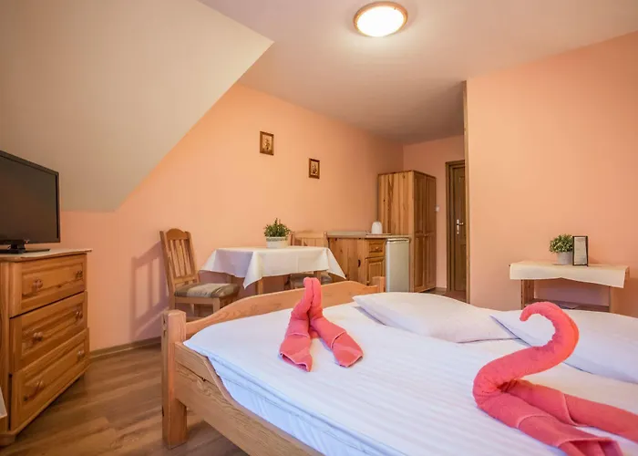 לינה וארוחת בוקר Goralsko Riwiera 3*