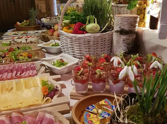 לינה וארוחת בוקר Goralsko Riwiera 3*